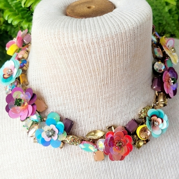 J. Crew Jewelry - HTF J. Crew Blooming Sequin Paillete Brulee Necklace
